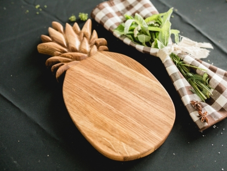 Wooden tableware
