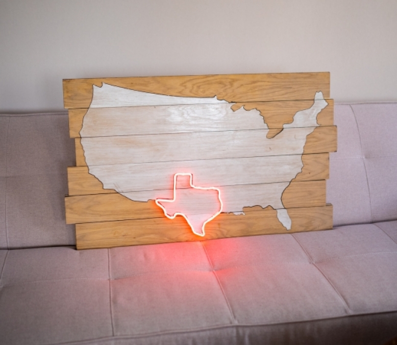 Wooden Map of ANY Country with LED neon region, Custom Wooden Sign, Wooden USA States Map