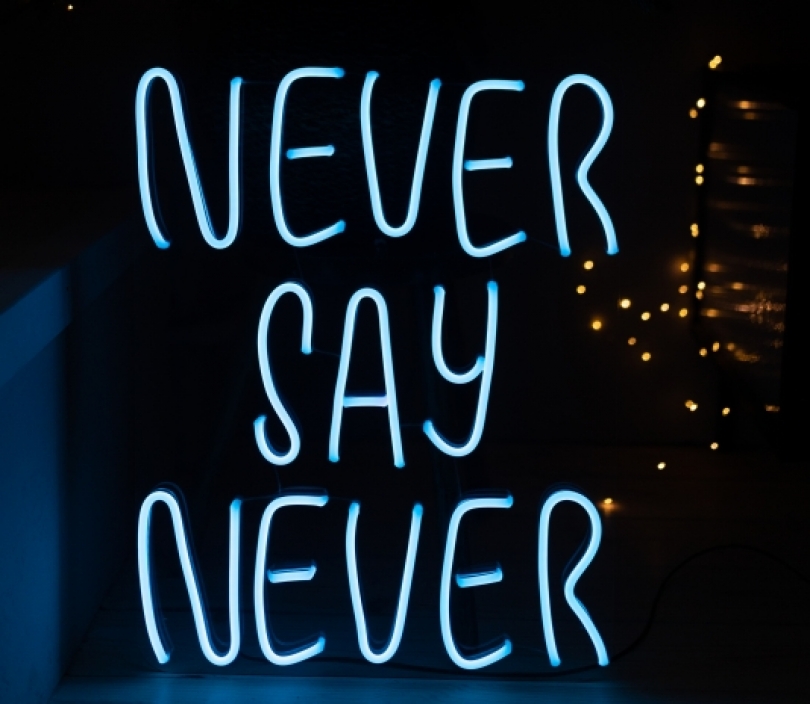 Never say Never, Unbreakable Neon Sign, Neon Nightlight, Beautiful Gift.